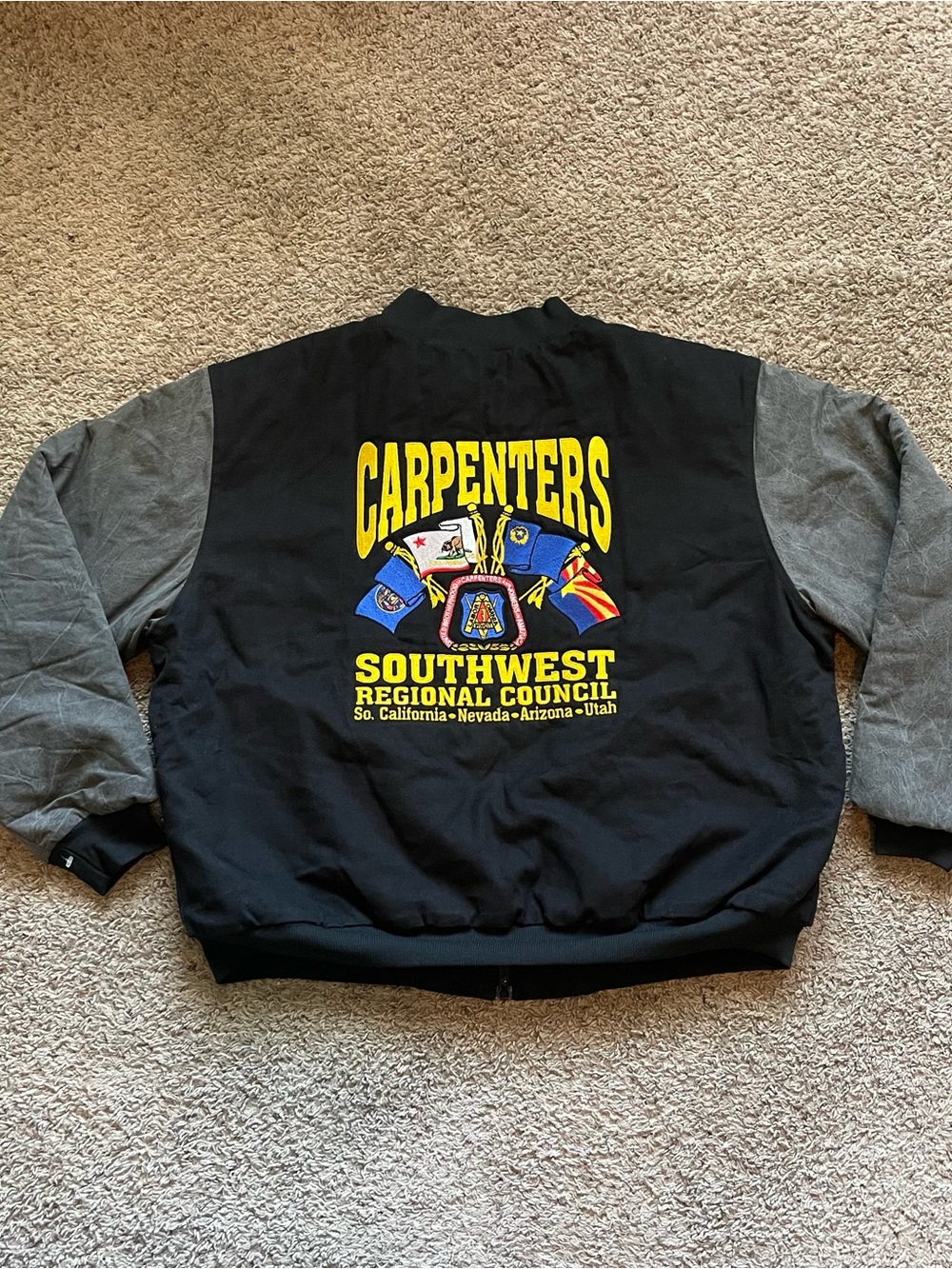 United Brotherhood of Carpenters Local Union Made Full Zip Jacket XL USA